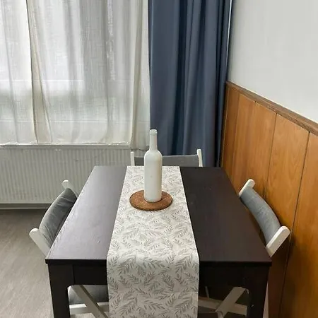 דירה Authentique Paris *